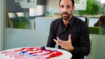 Juanfran deja el Atlético tras ocho años y medio, maneja ofertas de Argentina, Brasil y Japón y el próximo curso regresará al Metropolitano para ser homenajeado.