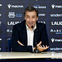 Danvila quiere prolongar el contrato de Felipe