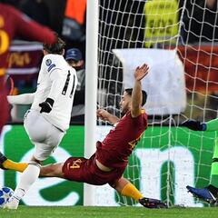 El más listo de la clase: el gol de Bale tras fallo de Olsen y Fazio