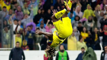 America's French forward #97 Allan Saint-Maximin celebrates after scoring his team's third goal during the Liga MX Apertura football match between Atlas and America at the Jalisco Stadium in Guadalajara, Jalisco state, Mexico on August 24, 2025. (Photo by Ulises Ruiz / AFP)