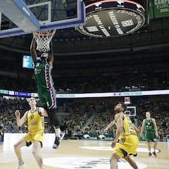 El Alba fuerza el desempate tras destrozar a un penoso Unicaja