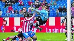 Víctor deja sin vidas a Aguirre