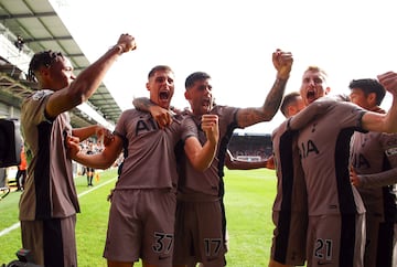 Soccer Football - Premier League - Luton Town v Tottenham Hotspur - Kenilworth Road, Luton, Britain - October 7, 2023 