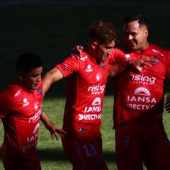 La historia que respalda el nuevo hito de Ñublense en Primera B
