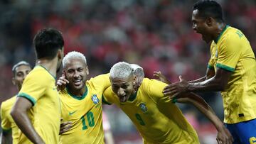 Brasil golea a Corea del Sur con un doblete de Neymar