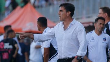 Gustavo Quinteros pide calma tras la goleada y exhibe preocupación por la defensa