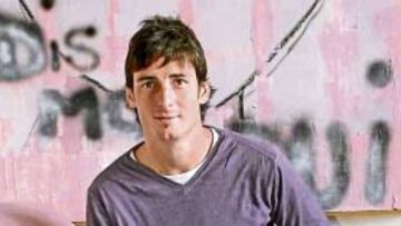 <b>QUERIDO. </b>Aduriz jugará esta tarde en el estadio Zorrilla, donde dejó buen recuerdo, con el Mallorca.