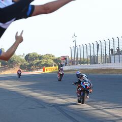 Razgatlioglu llega al récord y Bautista al podio 100