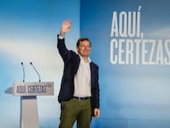 El candidato del Partido Popular de Castilla y León a la reelección como Presidente de la Junta, Alfonso Fernández Mañueco, durante la clausura de un acto con motivo del día internacional de la mujer, a 8 de marzo de 2026, en Burgos, Castilla León (España). Alfonso Fernández Mañueco reafirma su compromiso "irrenunciable" con la igualdad, reivindica la "valía" de sus compañeras y carga contra el modelo de la ministra Ana Redondo por sus "chapuzas con las pulseras antimaltrato".
08 MARZO 2026 ELECCIONES AUTONÓMICAS;CAMPAÑA ELECTORAL;DÍA DE LA MUJER
Tomás Alonso / Europa Press
08/03/2026