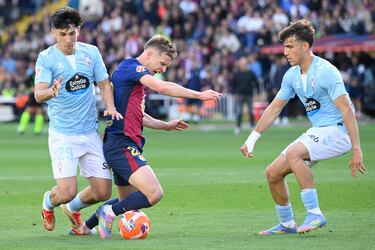 Cayó Dani Olmo dentro del área, reclamando un derribo de Yoel Lago dentro del área. En principio el árbitro dijo que no había acción punible.