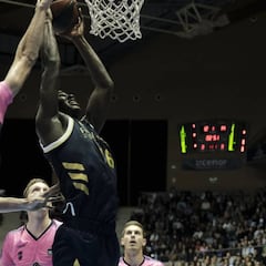 El Madrid es líder en solitario con un Garuba de récord