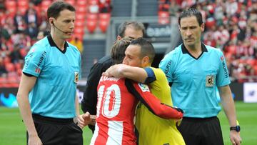 Muniain con Cazorla en San Mamés.