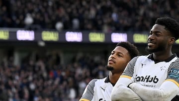 El ariete americano encarna una narrativa de paciencia, oportunidad y determinación que sigue escribiéndose partido a partido en Inglaterra.