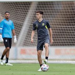 Buen debut de Perrone ante los ojos del Manchester City