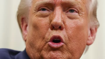 U.S. President Donald Trump speaks in the Oval Office, on the day he signs executive orders, at the White House in Washington, D.C., U.S. March 6, 2025. REUTERS/Evelyn Hockstein