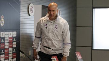 Zidane aprieta a Isco, Benzema y Cristiano: "Pueden dar más..."