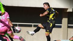 ¡En dos tiempos! Paredes se estrenó como goleador en Coquimbo