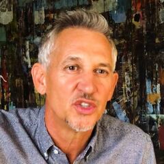 Lineker se rinde en halagos a Leo Messi: "No es humano"