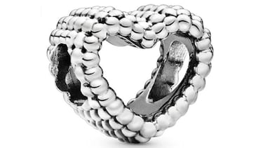 Crea tu historia con las pulseras y charms Pandora top en ventas