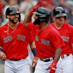 Red Sox hit four homers in 15-1 rout, DeGrom strikes out 14