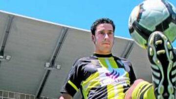 <b>SUEÑO. </b>Javi Herreros está feliz por poder jugar en Segunda.
