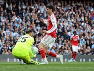 Manchester City took an early lead on Arsenal thanks to a bit of brilliance from Cherki, but gave one right back with a terrible mistake from their keeper.
