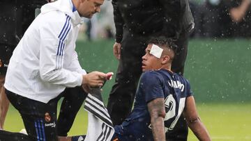 Mariano ha sido operado para recolocarle los huesos de la nariz.