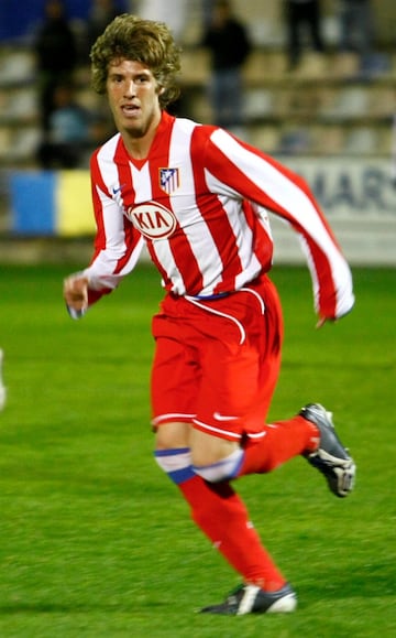 Jugó en el Atlético de Madrid la temporada 09/10