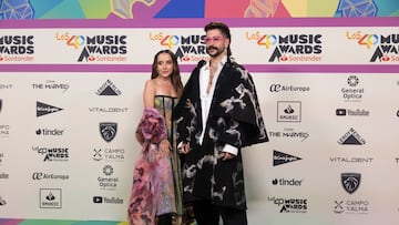 Evaluna y Camilo en la alfombra roja de LOS40 Music Awards Santander.