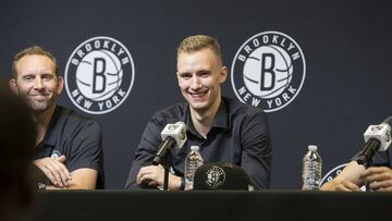 Dzanan Musa, durante su presentación como jugador de los Nets.