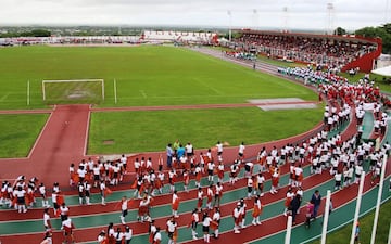 El estadio de la ciudad de Coatzacoalcos, en Veracruz, ya tuvo actividad de Primera A durante el breve paso de los Delfines. Actualmente tiene un aforo de 4,800 y es casa de los Tiburones Rojos y Atlético Coatzacoalcos, ambos de Segunda División.