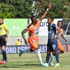 Envigado vence a Bucaramanga y se acerca a los ocho