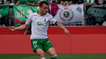 Centrocampista-Íñigo Vicente (Racing)