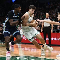 Hugo asiste a la destrucción de los Grizzlies