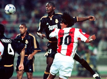 Cuatro penas en Atenas