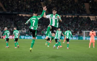 El jugador del Betis, Antony, celebra el 1-0 al FC Barcelona. 