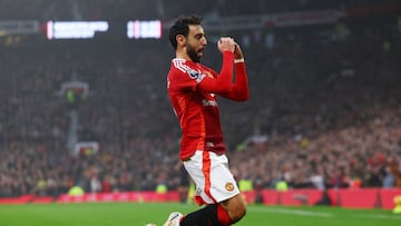 Fernandes was travelling to Lisbon for Portugal’s November UEFA Nations League games when drama occurred on board.