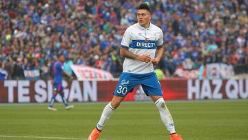 El chileno Nicolás Castillo está cerca de fichar por Pumas