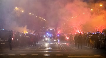 Una 'Busiana' del Madrid en un partido ante el PSG en 2022.