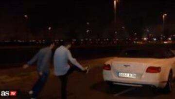 Los dos aficionados que insultaron a la plantilla.