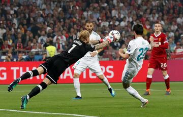 Great chance for Isco.