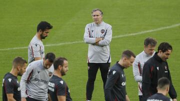 31/10/21
LEVANTE UD
ENTRENAMIENTO
JAVI PEREIRA
GRUPO