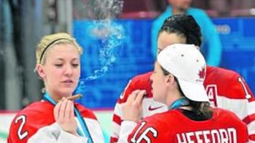 Cerveza, champán, puros y... escándalo