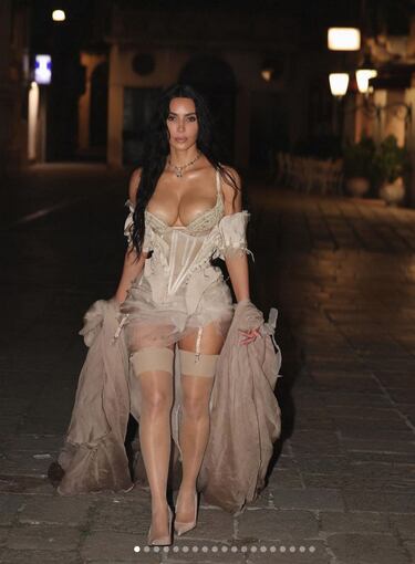 Vinicius Jr hits the beach with friends: the rich and famous on vacation