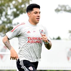 Gallardo concentra a Paulo Díaz y Enzo Pérez