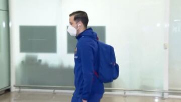 Heurtel llega a Barcelona con rostro serio y sin articular palabra