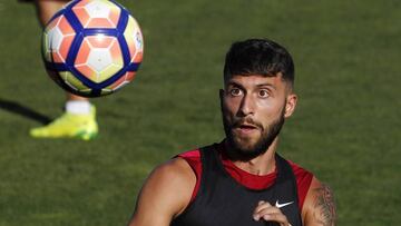Borja Bastón se irá al Swansea por 18 millones de euros.
