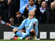 With just a handful of games remaining, the title race could hardly be closer, with any mistake costly.
