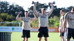 Veltman entrenando con De Ligt.