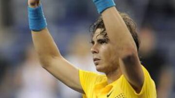 Rafa Nadal saluda al público del US Open tras derrotar a Nicolas Kiefer.